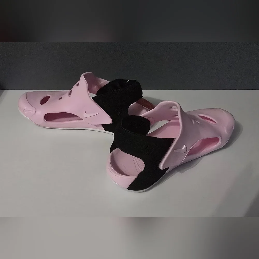 Nike Sunray Protect 3 sandals in Pink